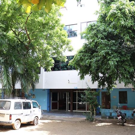 Hotel Siva Sakthi Tiruvannāmalai Exterior foto