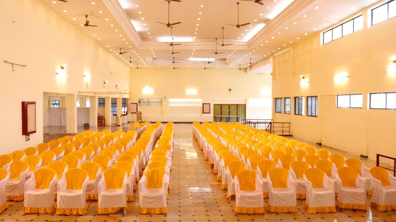 Hotel Siva Sakthi Tiruvannāmalai Exterior foto