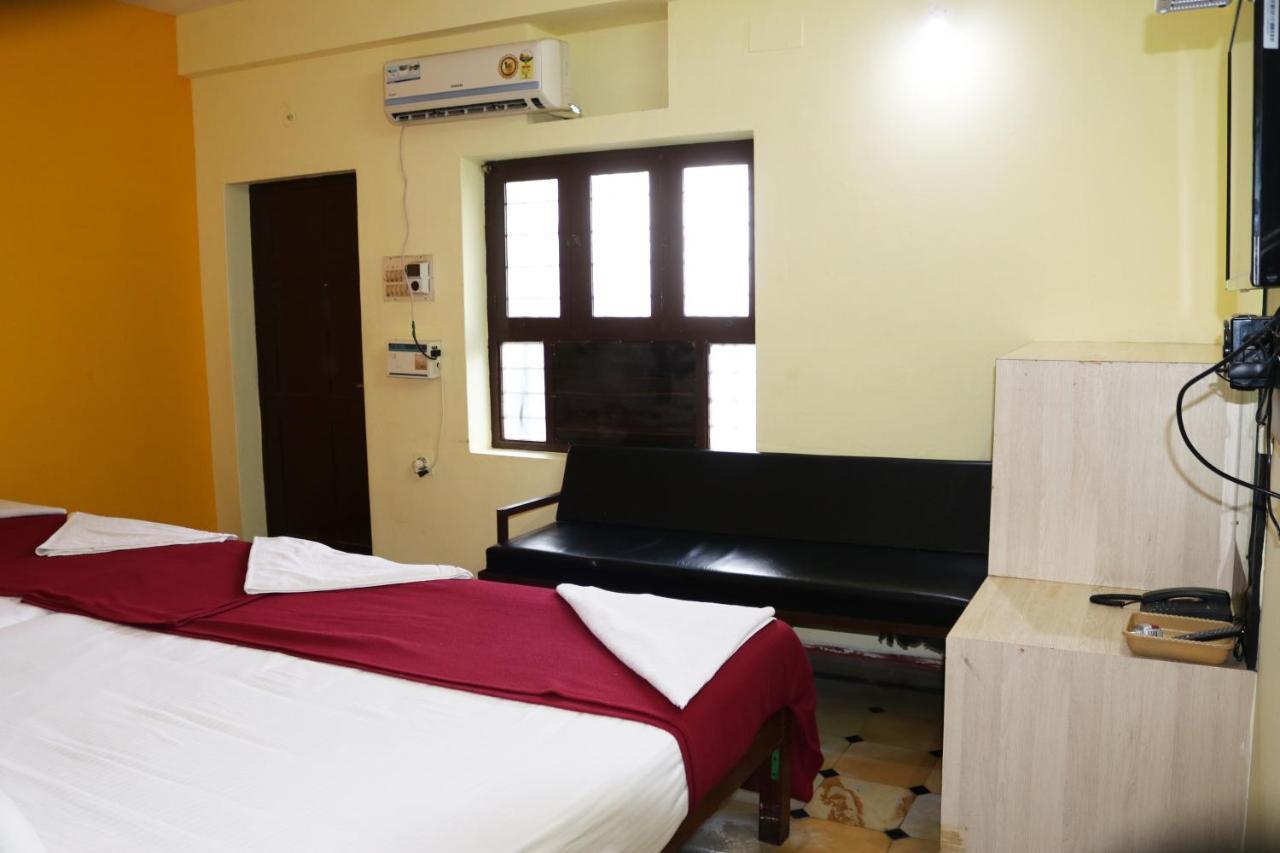 Hotel Siva Sakthi Tiruvannāmalai Exterior foto